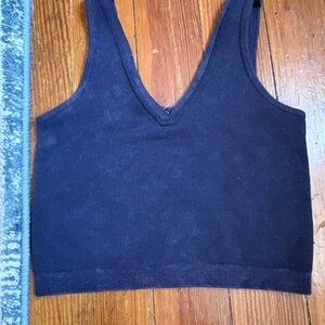 Fabletics Black Ribbed V-Neck Crop Top